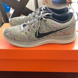 Nike Flyknit Lunar 1